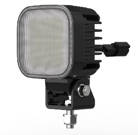 REVON LED-TYÖVALO 9-32V | 63W | 6615LM | 5000K | 100X92X77MM